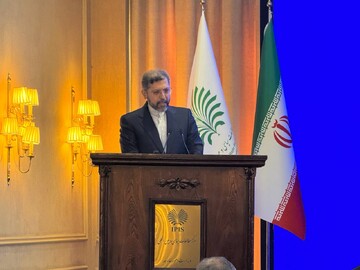 خطيب زاده: منظمة ايكو للتعاون الاقتصادي تلعب دورا هاما في سياسة الجوار الإيرانية