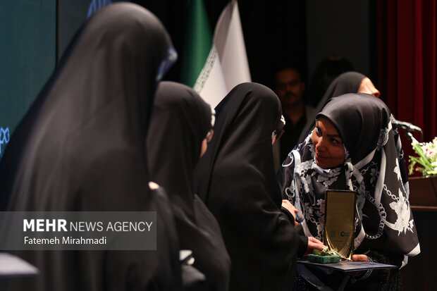 آئین میثاق و همبستگی زنان در جنگ دوازده روزه
