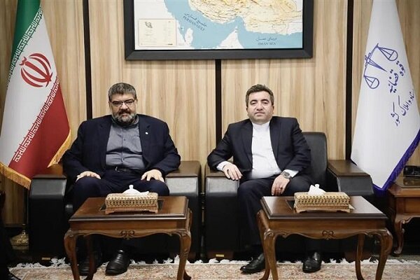 تفاهم‌نامه همکاری میان مرکز وکلا و سازمان ثبت اسناد