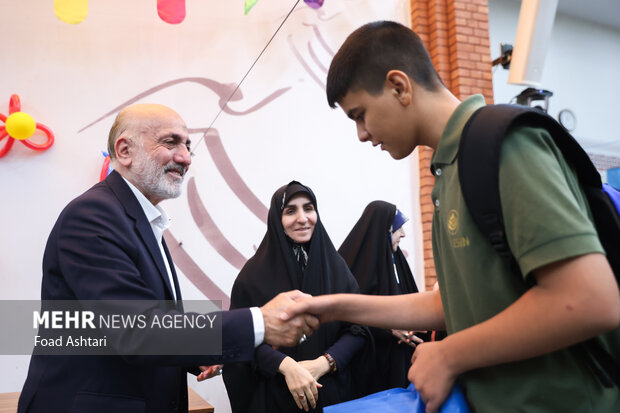 جشن ماه مهر و مهربانی در خیریه امدادگران عاشورا