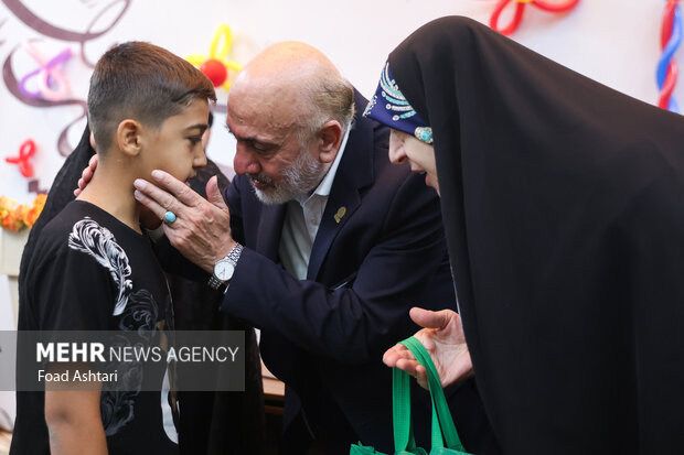 جشن ماه مهر و مهربانی در خیریه امدادگران عاشورا