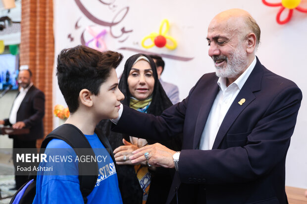 جشن ماه مهر و مهربانی در خیریه امدادگران عاشورا