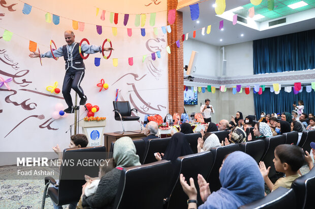 جشن ماه مهر و مهربانی در خیریه امدادگران عاشورا