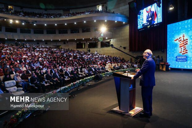 آیین رونمایی از مجموعه 30 جلدی استعمارشناسی ایرانی 50