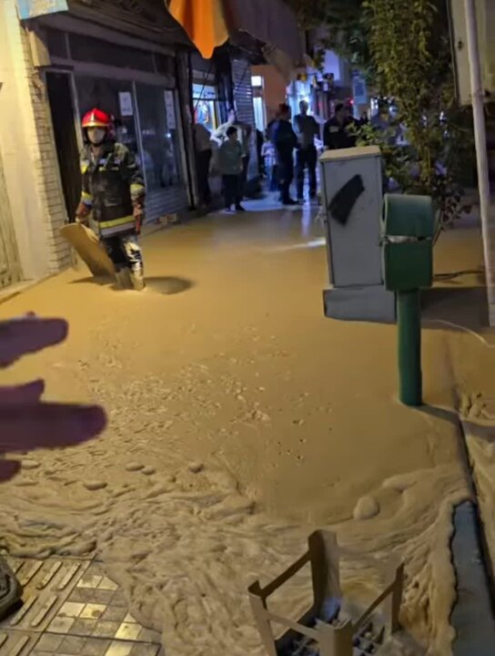 حادثه در حفاری خط ۲ مترو اصفهان؛ آبگرفتگی منازل خیابان نشاط