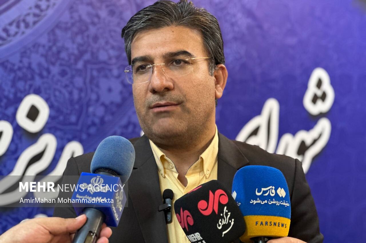 استانداری تهران خواستاراستفاده ازپشت بام مراکز تولیدی برای تولیدبرق شد