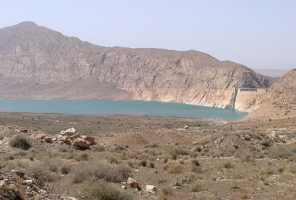 شرایط نگران کننده در پشت سد الغدیر ساوه؛ چشمها به آسمان دوخته شد شرایط نگران کننده در پشت سد الغدیر ساوه؛ چشمها به آسمان دوخته شد