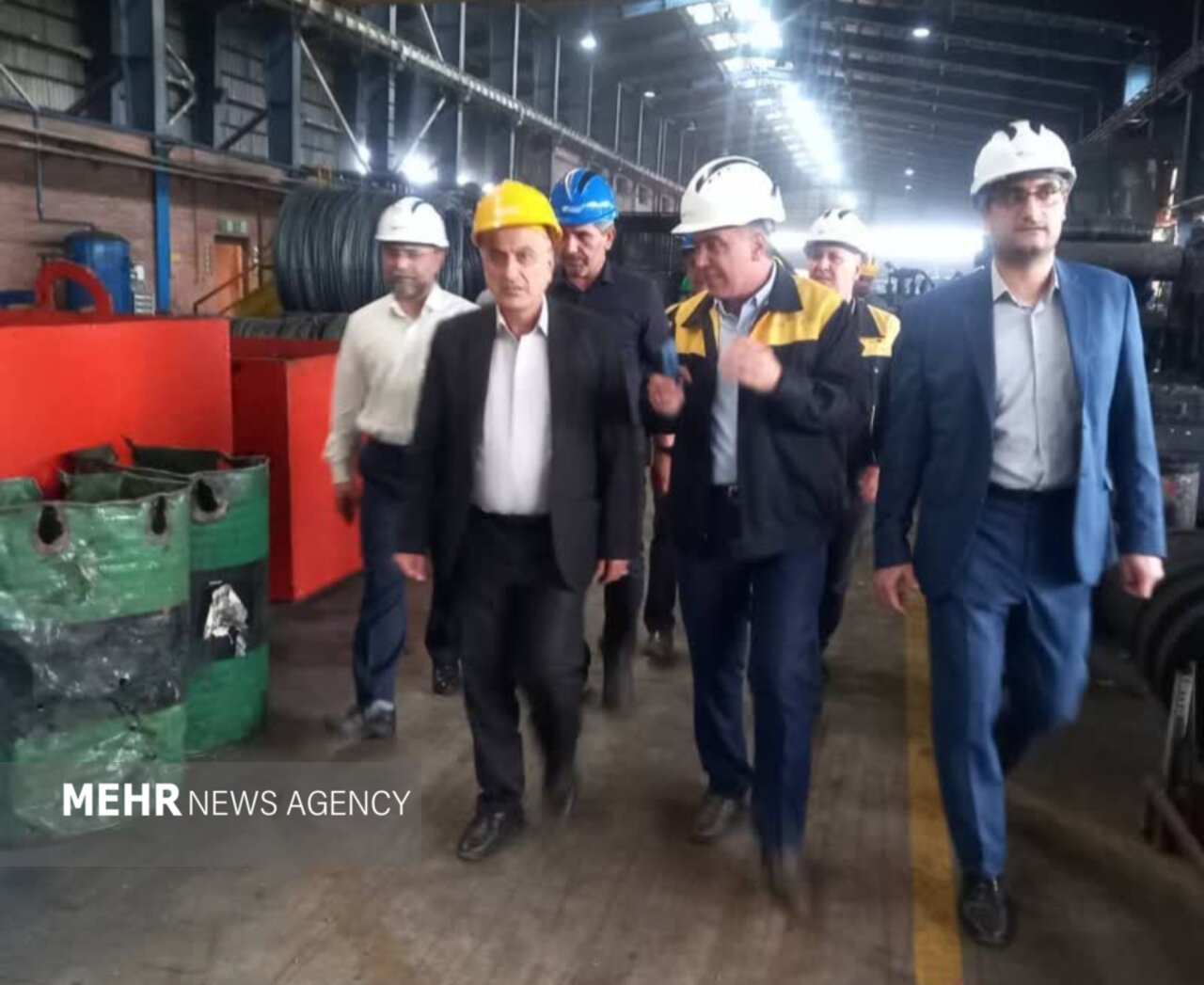 افزایش تعرفه صادرات شمش فولادی سبب رونق تولید میلگرد در کشور میشود افزایش تعرفه صادرات شمش فولادی سبب رونق تولید میلگرد در کشور میشود