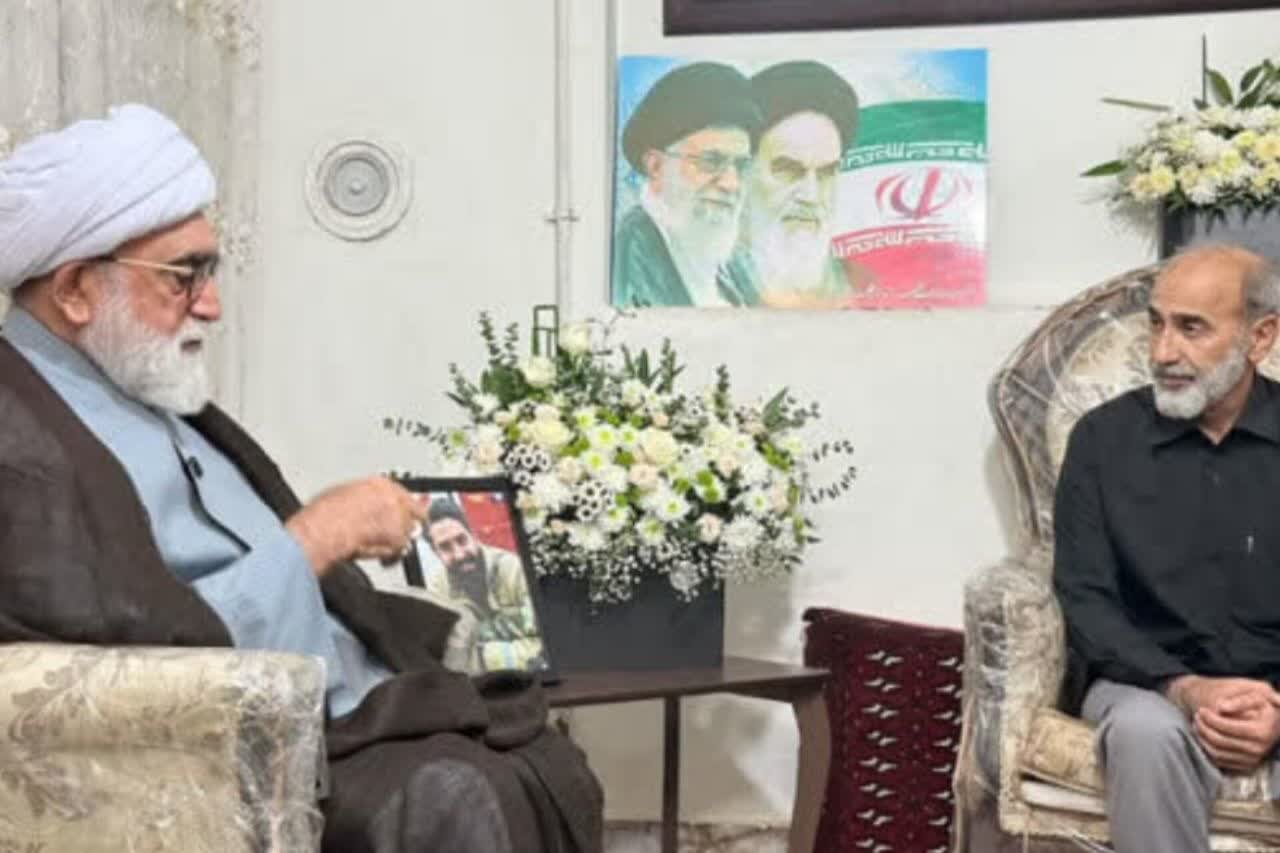 دیدار تولیت آستان قدس رضوی با خانواده آتش نشان فداکار مشهدی