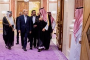 Laricani: İran-Suudi Arabistan savunma işbirliği Riyad’da ele alındı