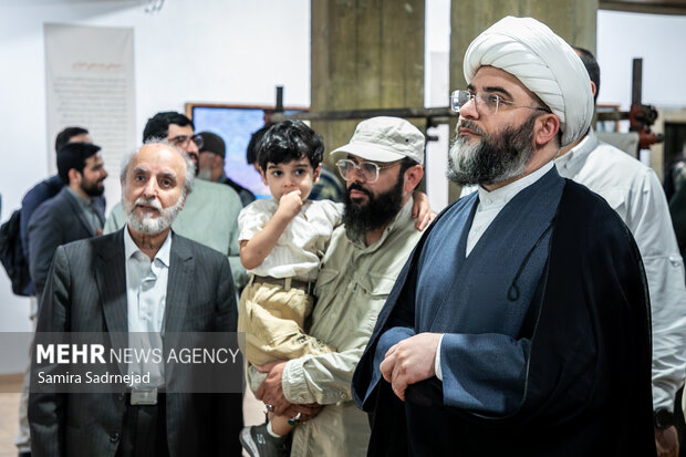 آیین گشایش نمایشگاه «بسیجی»