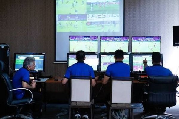5 داور جدید مجوز فیفا برای با قضاوت VAR را گرفتند