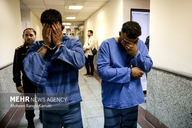 کیفرخواست سارق مسلح دو طلافروشی تهران صادر شد کیفرخواست سارق مسلح دو طلافروشی تهران صادر شد
