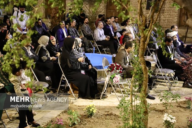 آئین رونمایی از کتاب «شاه است حسین» در زاهدان