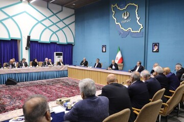 الرئيس الايراني: اجواء العلاقات الخارجية مؤاتية للناشطين الاقتصاديين