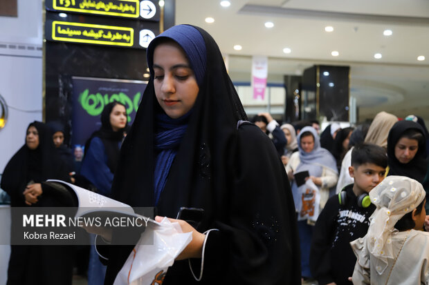 برگزاری جشن امضای کتاب «نیست» اثر فاضل نظری در مشهد