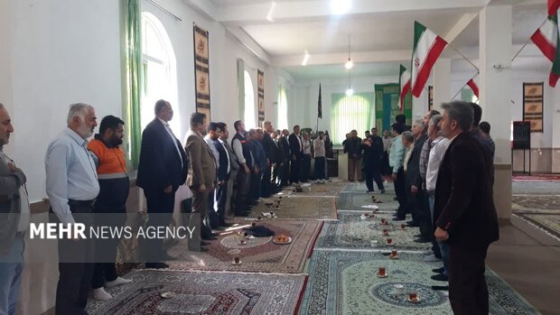 میز خدمت جهادی در روستای کندلات رودبار برگزار شد