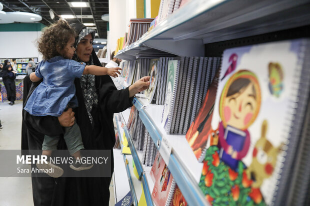 بزرگترین نمایشگاه نوشت افزار ایرانی شرق کشور در مشهد