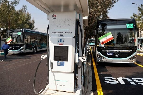 افتتاح جایگاه شارژ وسایل نقلیه برقی پایتخت در پایانه قورخانه تهران افتتاح جایگاه شارژ وسایل نقلیه برقی پایتخت در پایانه قورخانه تهران