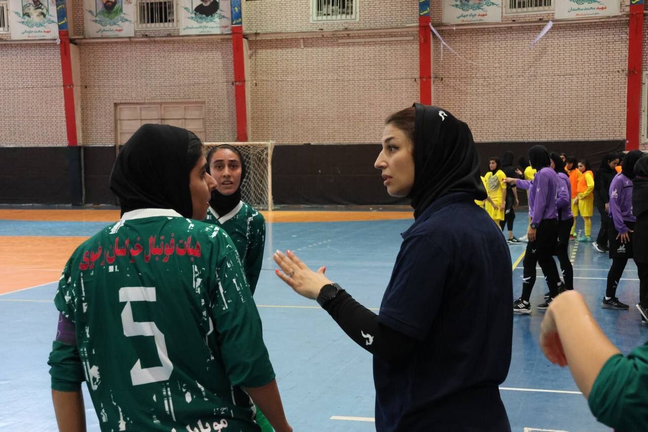 پیروزی شاگردان بلوکی در نخستین گام لیگ برتر فوتسال بانوان خراسان رضوی