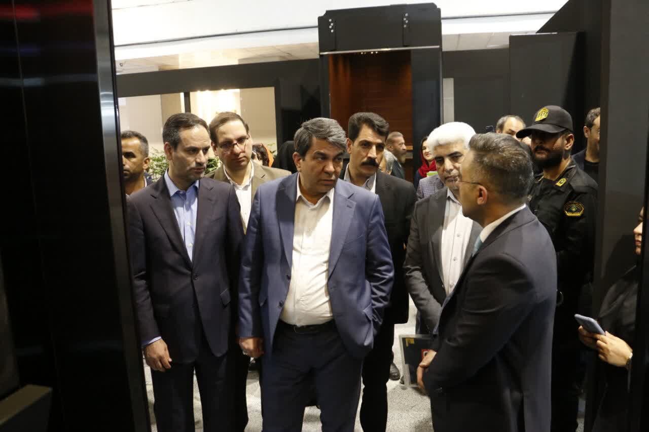 سرمایه گذاران برای تولید مصالح ساختمانی در کرمان اقدام کنند