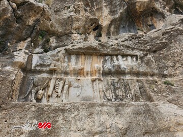 آسیب قاجاری به نقش برجسته تاریخی ساسانی + فیلم