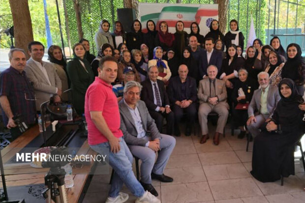 تقدیر انجمن باشگاه‌داران از 32 چهره مطرح ورزش بانوان