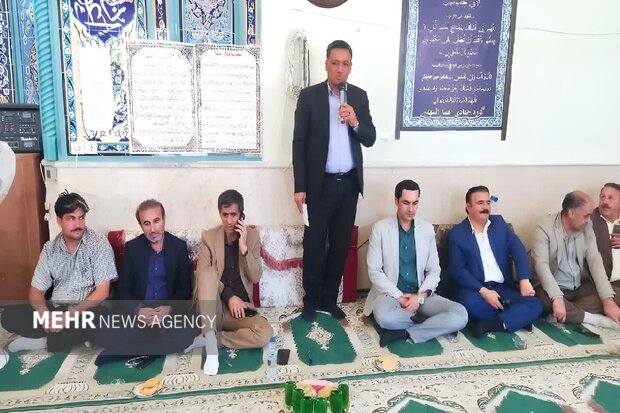مسکن مهر دهدشت در گیر و دار وعده‌ها؛از دپوی زباله ها تا بوی بد فاضلاب