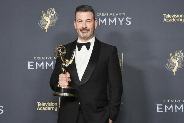 هالیوودیها در واکنش به تعلیق برنامه جیمی کیمل ترامپ را نشانه گرفتند