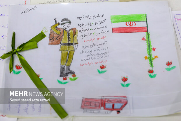 نمایشگاه آثار هنری مردمی در کمپین ملی «دست‌مریزاد»