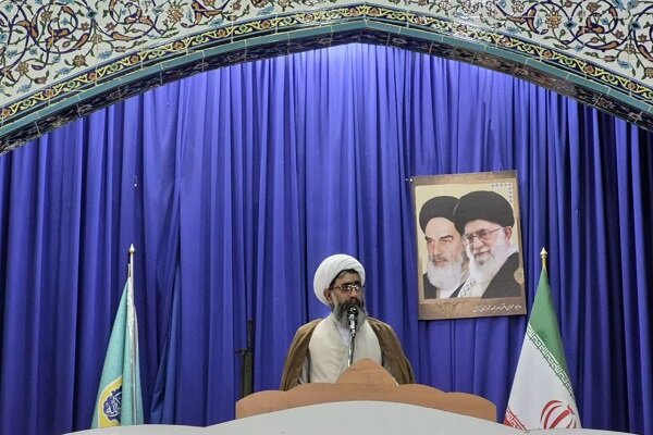 امام جمعه زابل: سیستان از ریزگردها و بی کیفیتی نان رنج میبرد