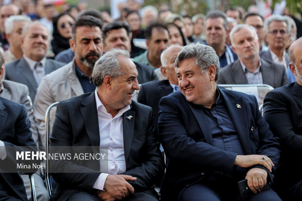 پنجاه چهره،پنجاه سال افتخار