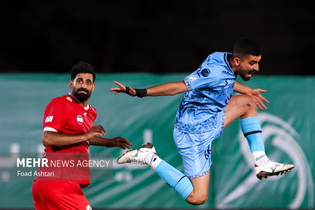 دیدار فوتبال تیمهای چادرملو و پرسپولیس 10