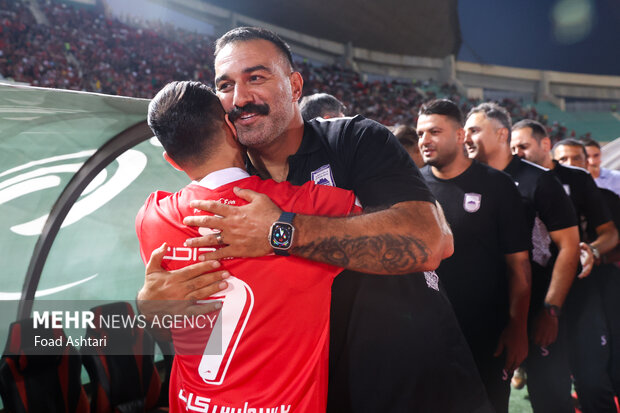 دیدار فوتبال تیمهای چادرملو و پرسپولیس 5