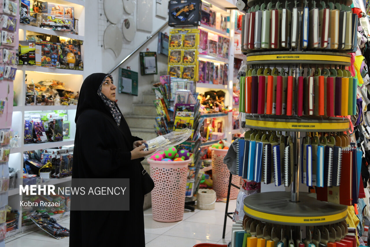 قفسهها پر، اما قیمتها زیر ذرهبین