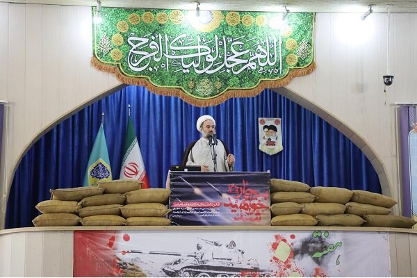 امام جمعه زاهدان: غنی‌سازی و فناوری هسته‌ای؛ سرمایه علمی ملی ایران است