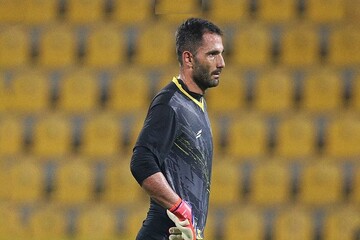 آمار ضعیف دروازه‌بان مشهور استقلال؛ ساپینتو دست به تغییر می‌زند؟