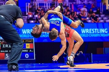 المنتخب الإيراني للمصارعة الرومانية يتوج بطلاً للعالم مبكرا