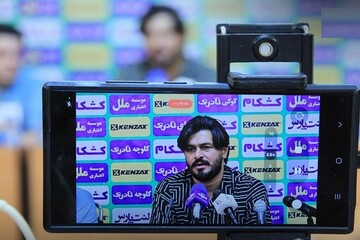 سرمربی تیم فوتبال پیکان استعفا کرد + عکس