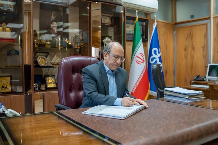 پیام تبریک رئیس دانشگاه شیراز بهمناسبت آغاز سال تحصیلی جدید پیام تبریک رئیس دانشگاه شیراز بهمناسبت آغاز سال تحصیلی جدید