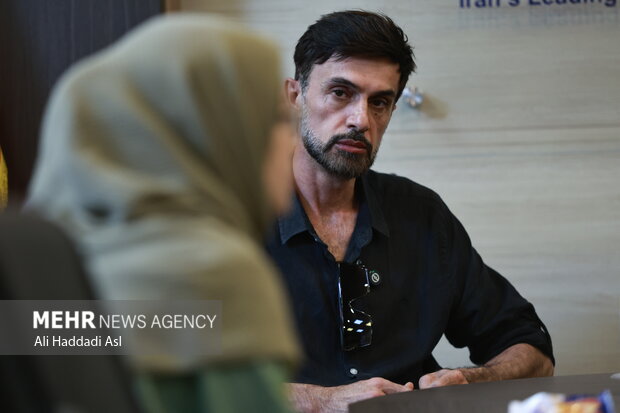 جزئیاتی از یک تولید مشترک با تاجیکستان؛ ایران مانند خانه ما است جزئیاتی از یک تولید مشترک با تاجیکستان؛ ایران مانند خانه ما است