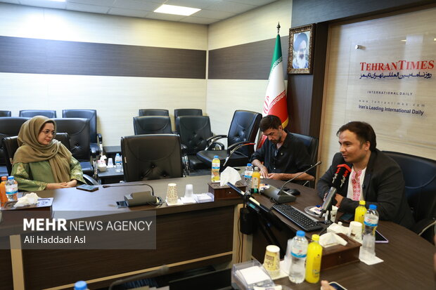 جزئیاتی از یک تولید مشترک با تاجیکستان؛ ایران مانند خانه ما است جزئیاتی از یک تولید مشترک با تاجیکستان؛ ایران مانند خانه ما است