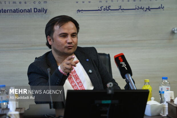 جزئیاتی از یک تولید مشترک با تاجیکستان؛ ایران مانند خانه ما است