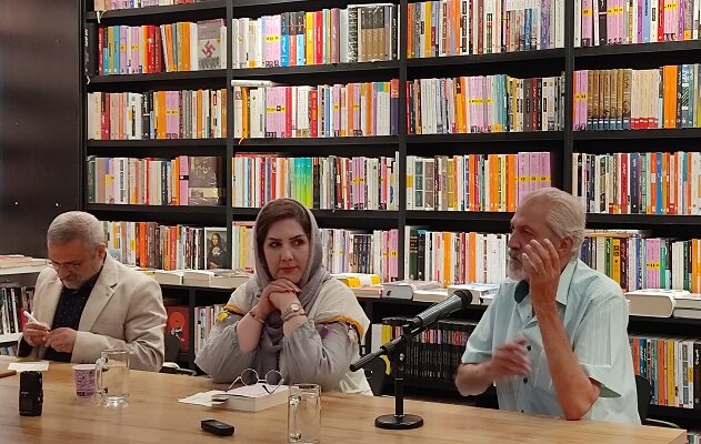 قصهگوها و قصهنویسان در رونمایی یک کتاب؛ ایدهای که از سال کرونا آمد 10