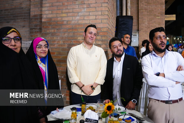 آیین پنجمین شب سینمایی سوره