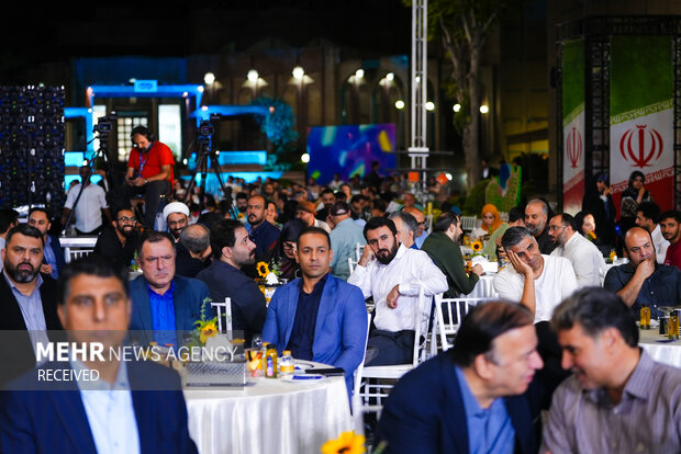 آیین پنجمین شب سینمایی سوره