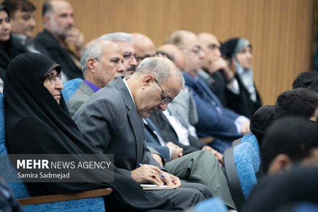 تجلیل از مدال آوران المپیاد 2025 16