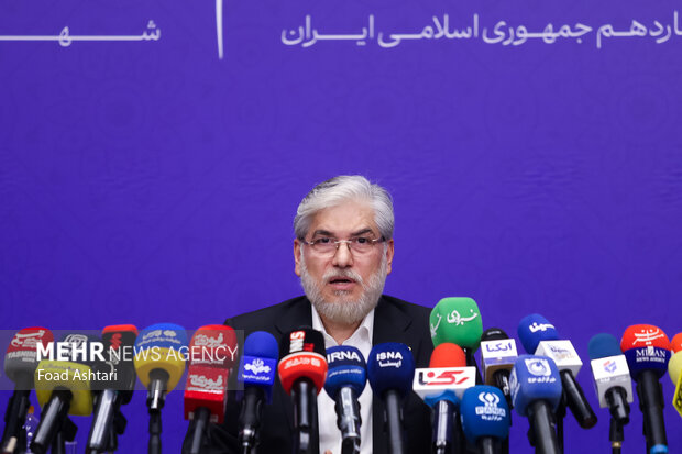 نشست خبری وزیر علوم، تحقیقات و فناوری