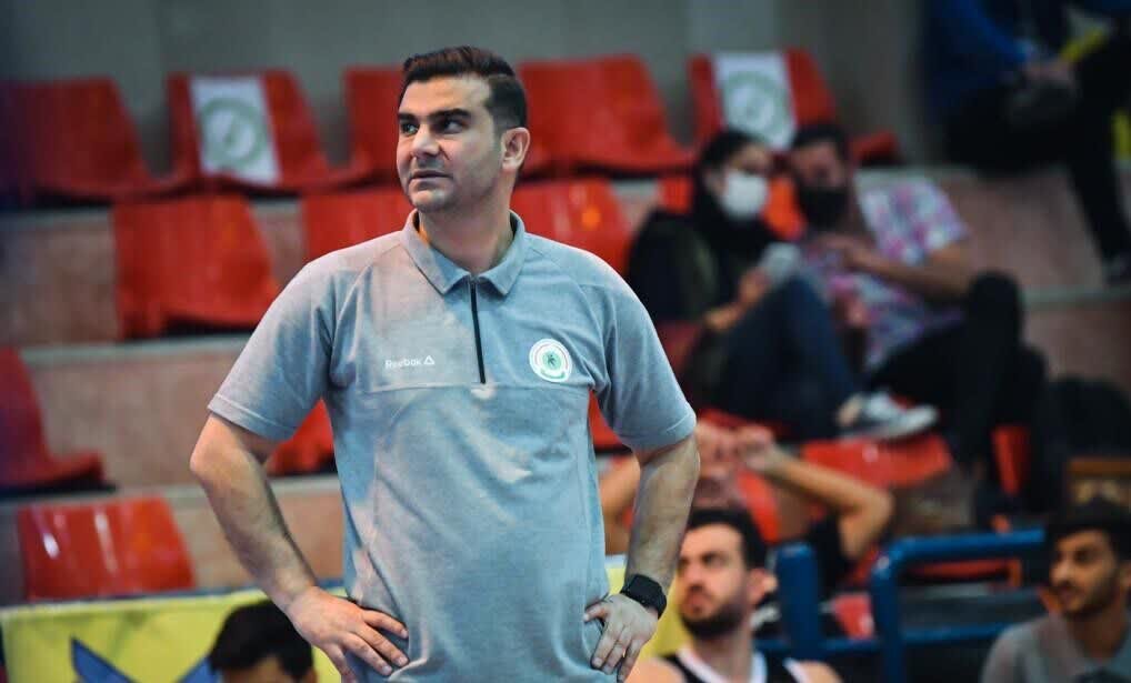 صیفی: پدافند پای سربازان را به بسکتبال حرفه ای باز کرد