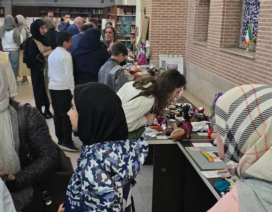 ارمنستان،فرهنگي،صلح،ايران،هنري،روز،شهريور،نمايشگاه،فرهنگ،سفا ...